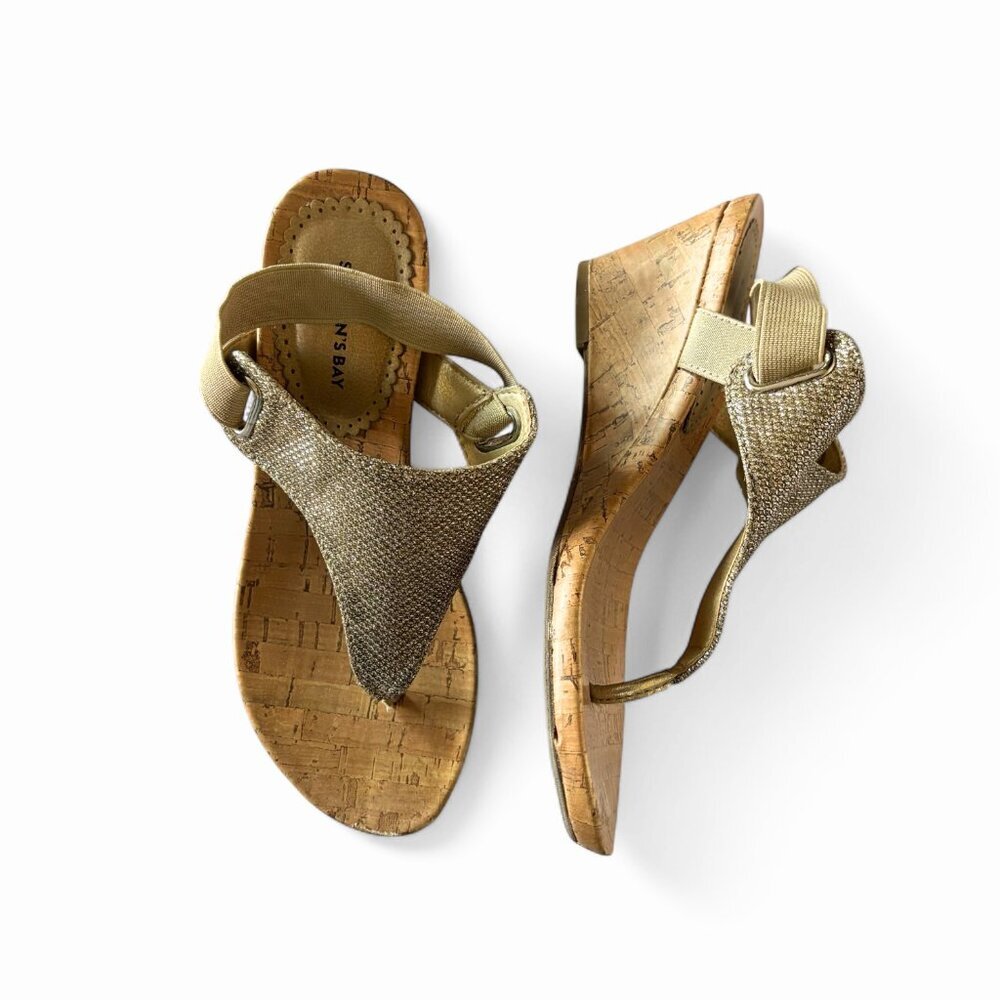 St. John’s Bay Ante Gold Wedge T-Strap Sandals Boho Resortwear Metallic Size 5